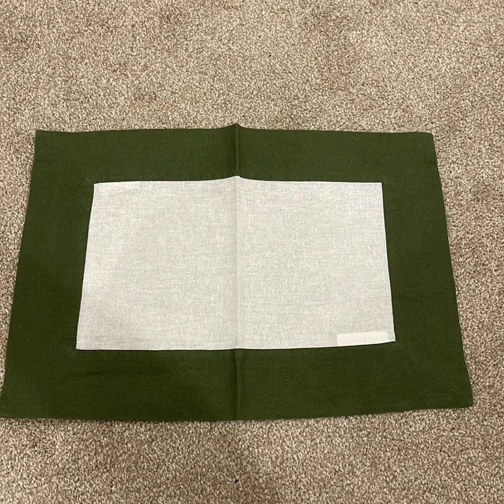 Williams Sonoma classic border placemats (part linen)